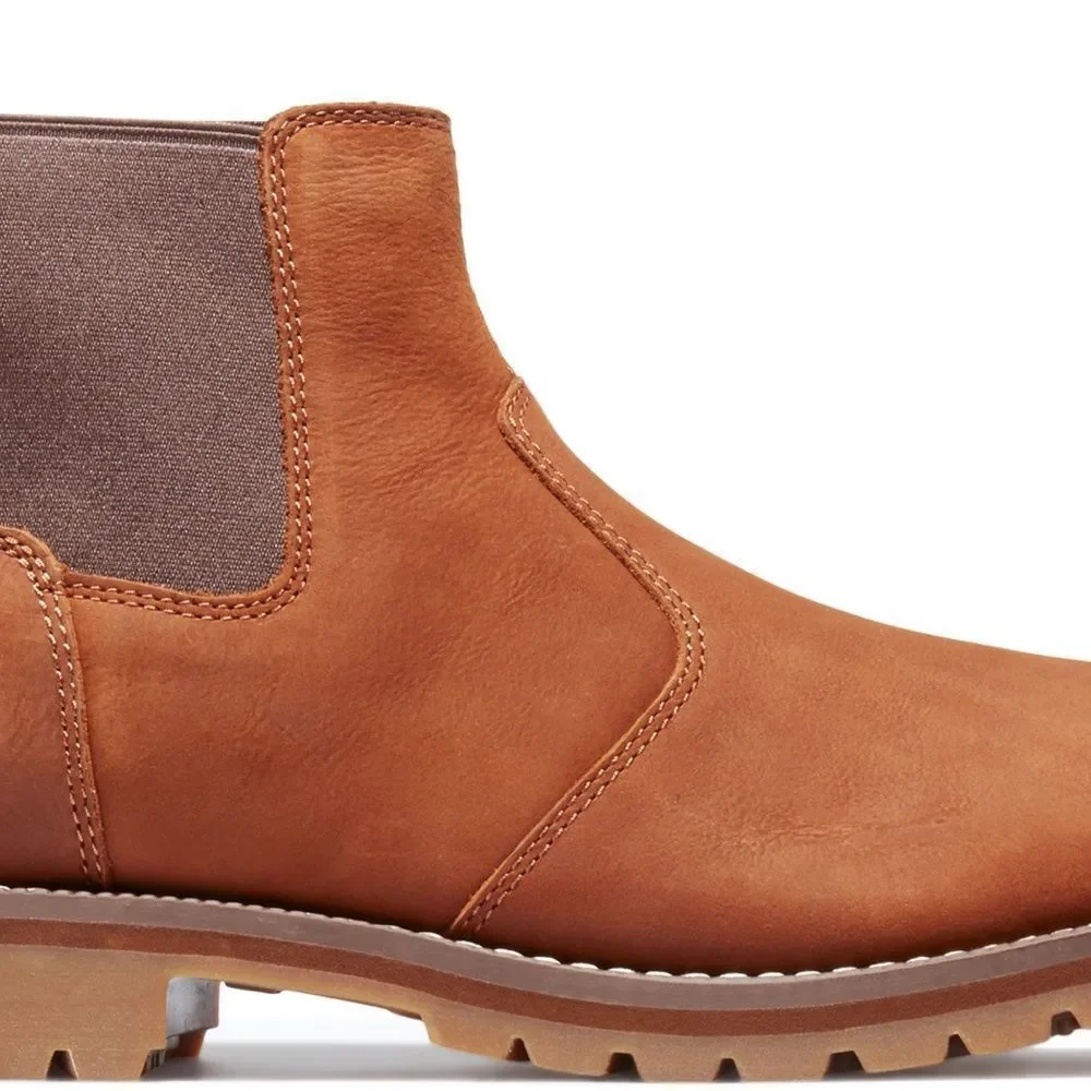 Timberland men's Chelsea suede pull on boots in color saddle size 11 excellent